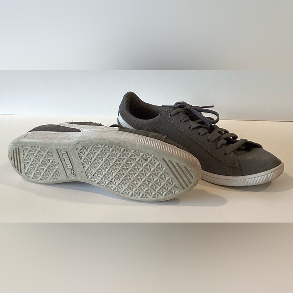 Puma Gray Suede Sneakers size 8 - Picture 6 of 6